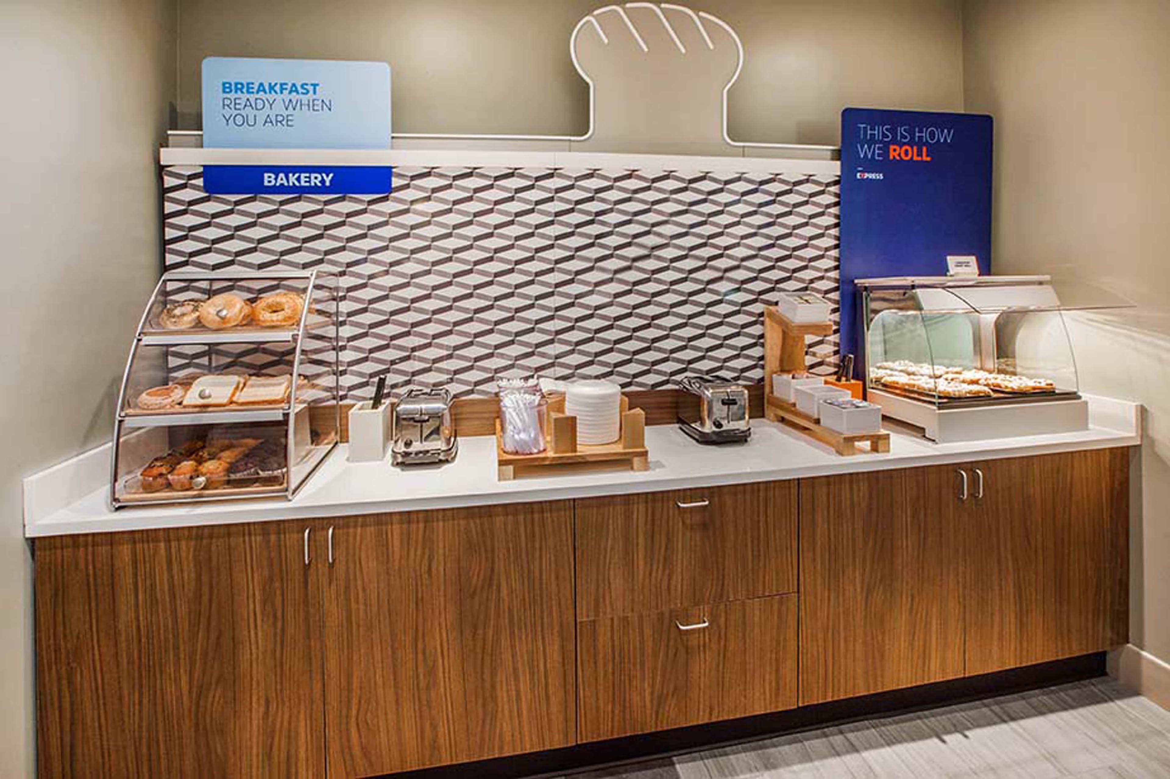 Holiday Inn Express Milford By Ihg Dış mekan fotoğraf